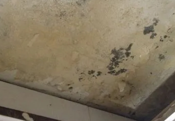 建昌阳台漏水维修公司分享下建昌卫生间渗水维修需要注意哪些问题。